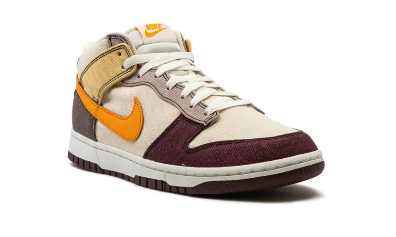 Nike Dunk Dunk Mid 'Coconut Milk'
